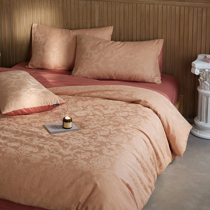 91家纺网 家纺一手货源 找家纺 风向标家纺 2025全棉浮雕提花四件套-科林斯系列（风格一） 科林斯-蜜棕红