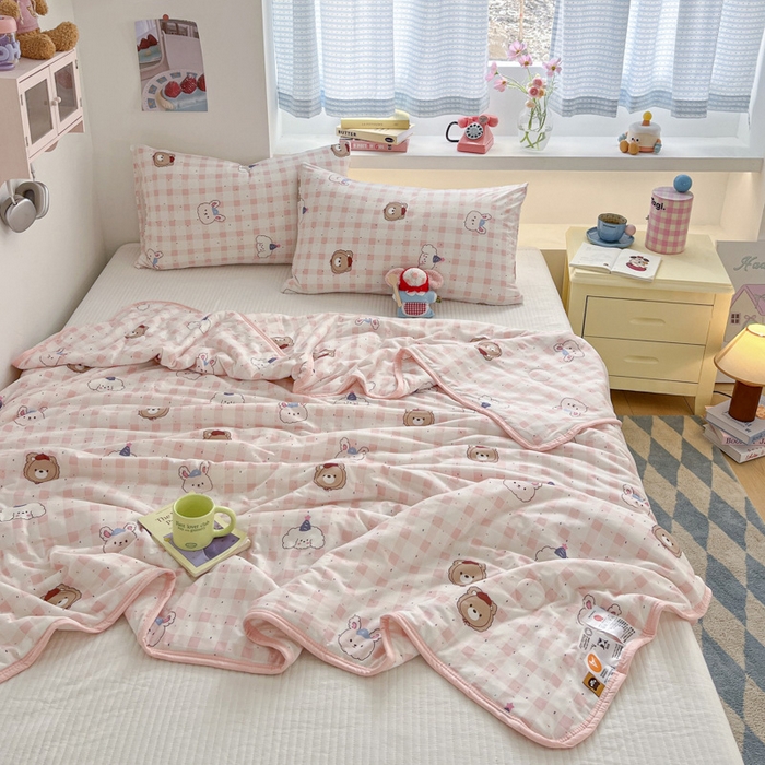 91家纺网 家纺一手货源 找家纺 桃子家居  2025新款A类高品质牛奶针织棉软糯大豆夏被 针织棉-粉格派对