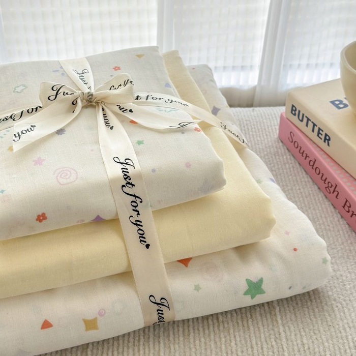 91家纺网 家纺一手货源 找家纺 2025新款双层纱印花卡通四件套-叠拍 星星点点