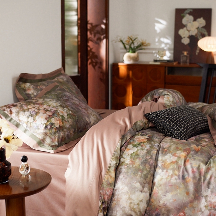 91家纺网 家纺一手货源 找家纺 由丽家纺 2025新款数码印花四件套 花姗月-粉