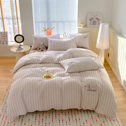 于果 2025款全棉双层纱印加绣四件套 气球腊肠狗