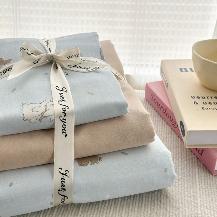 91家纺网 家纺一手货源 找家纺 2025新款双层纱印花卡通四件套-叠拍 甜茶兔