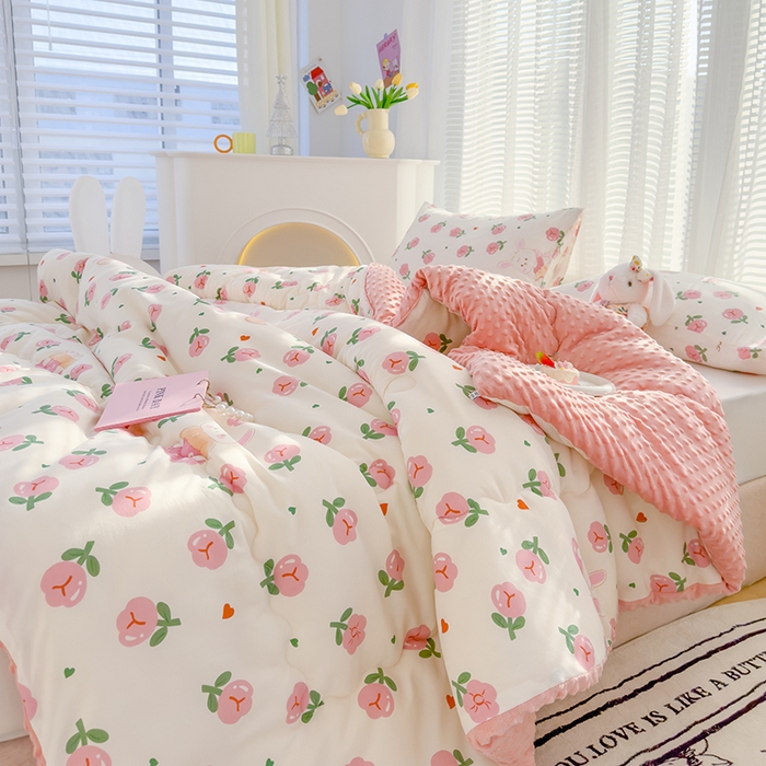 91家纺网 家纺一手货源 找家纺 佰丝居 2025新款A类水洗棉双层纱豆豆被100%新疆棉花被夏被 曼塔玫瑰