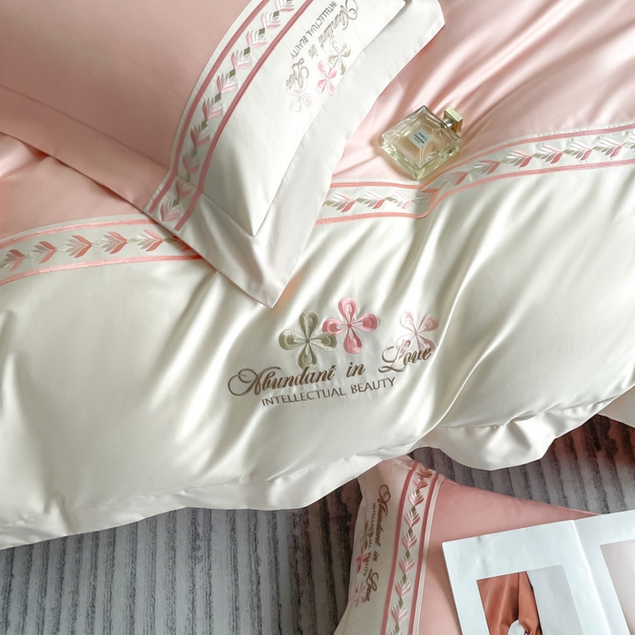 91家纺网 家纺一手货源 找家纺 桃园 2025新款全棉长绒棉刺绣绣花四件套-西西里系列 轻奢粉