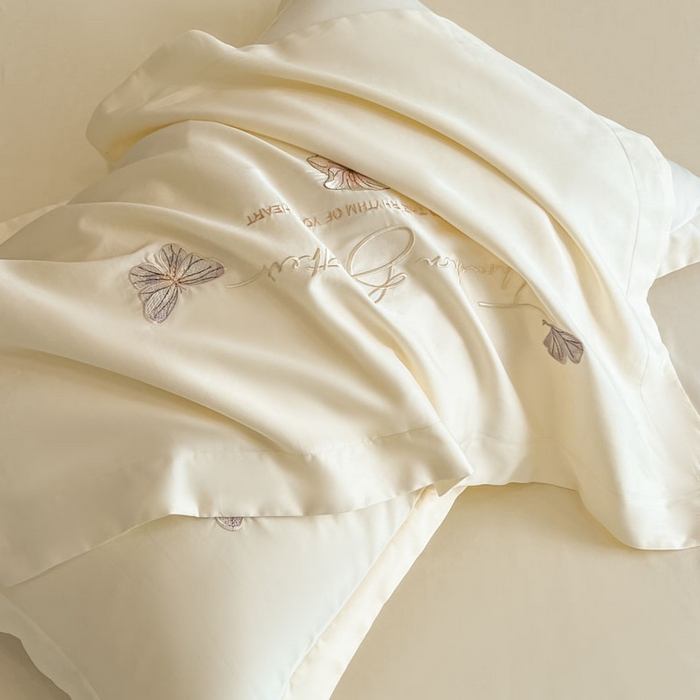 91家纺网 家纺一手货源 找家纺 欧乐蒂 2025新款A类亲肤棉刺绣四件套-蝶舞 蝶舞-柔白