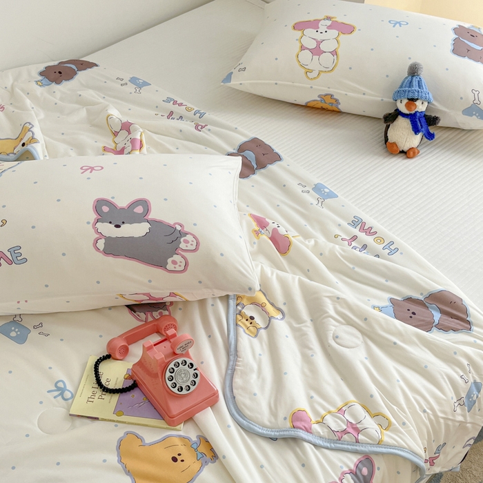 91家纺网 家纺一手货源 找家纺 桃子家居  2025新款A类高品质牛奶针织棉软糯大豆夏被 针织棉-欢乐颂