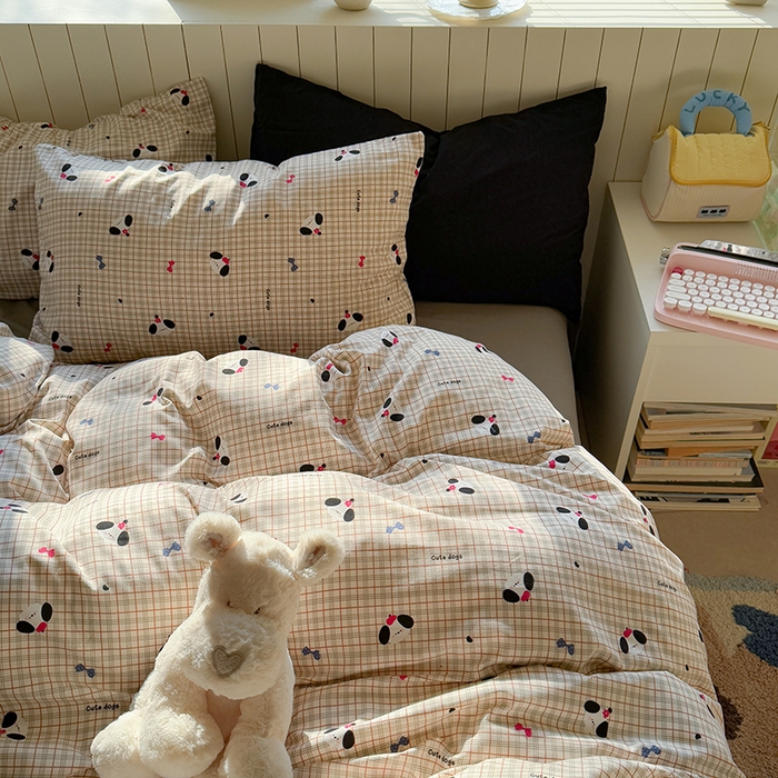 91家纺网 家纺一手货源 找家纺 繁花家居 2025新款软乎乎时尚印花水洗棉四件套 格子小狗