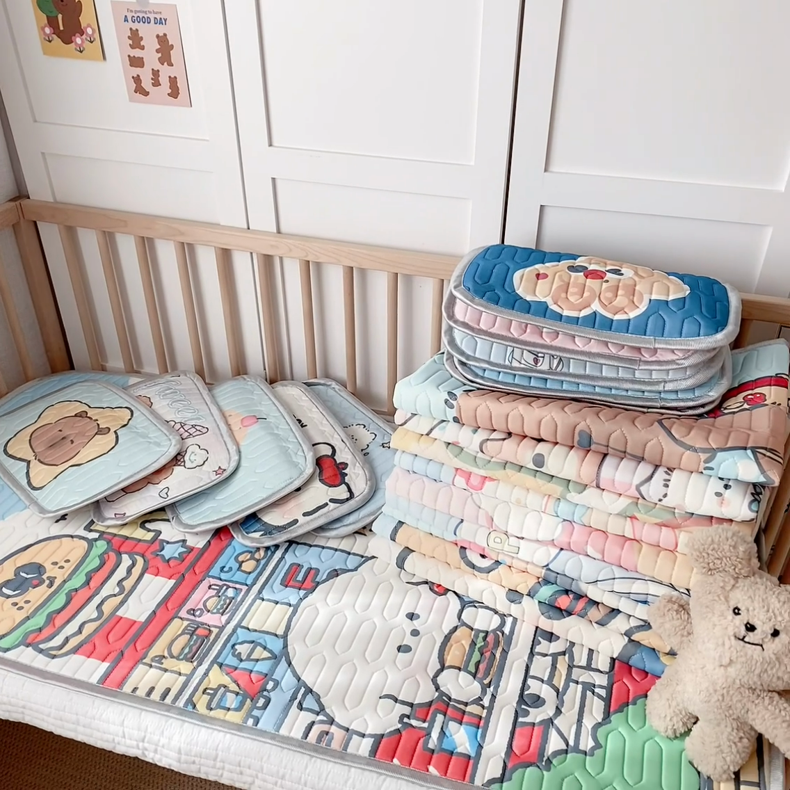 91家纺网 家纺一手货源 找家纺 美乐迪家纺 2025新款儿童乳胶凉席 汉堡小狗