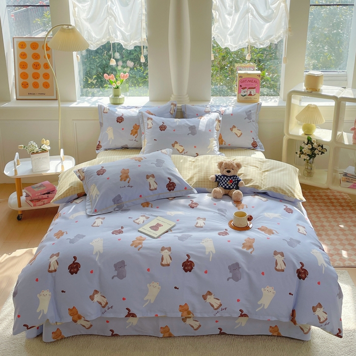 91家纺网 家纺一手货源 找家纺 铭博家纺 2025新款直播爆款100%全棉吊边一字绣工艺款13070印花全棉四件套 喵星庆典