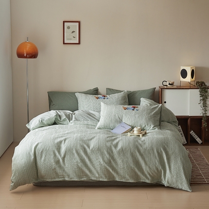 怡家居 2025新款色织大提花立体毛巾绣四件套 绿条腊肠狗