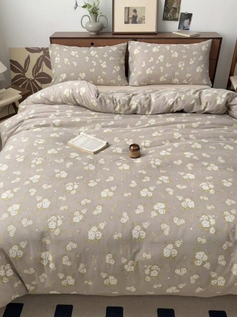 91家纺网 家纺一手货源 找家纺 典曼家纺 2025新款双层纱小清新印花四件套-床拍 北岛诗情