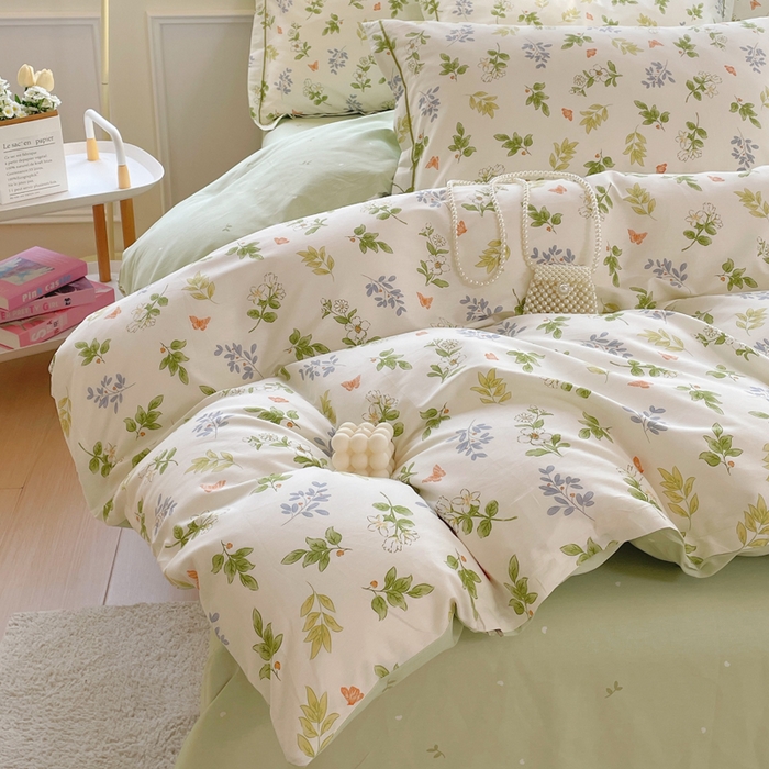 91家纺网 家纺一手货源 找家纺 铭博家纺 2025新款直播爆款100%全棉吊边一字绣工艺款13070印花全棉四件套 芳草记忆