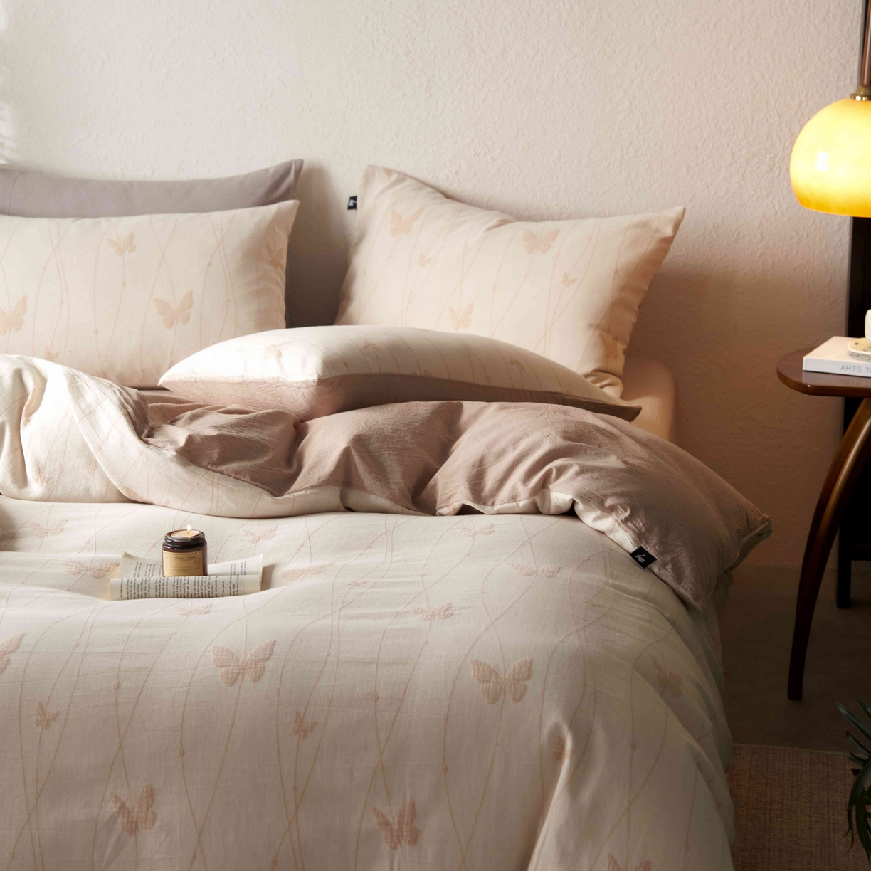 91家纺网 家纺一手货源 找家纺 安莱生活 2025新款60s双层纱色织大提花蝶舞翩翩四件套系列 蝶舞翩翩-卡其