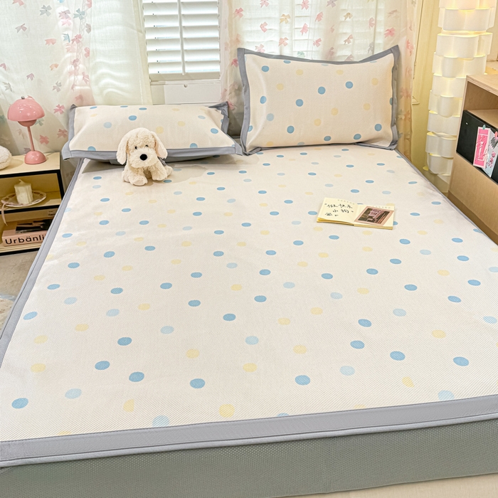 91家纺网 家纺一手货源 找家纺 2025新款小清新数码印花床笠款冰藤席 床笠彩物语