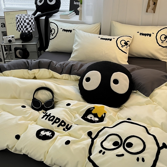 91家纺网 家纺一手货源 找家纺 沐慕 2025新款简约亲肤毛巾绣四件套 黑球球-米灰