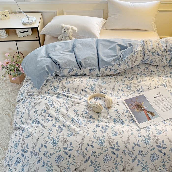 91家纺网 家纺一手货源 找家纺 大柏树 2025新款全棉13376印花四件套系列（可定制）-单被套青野花梦-蓝