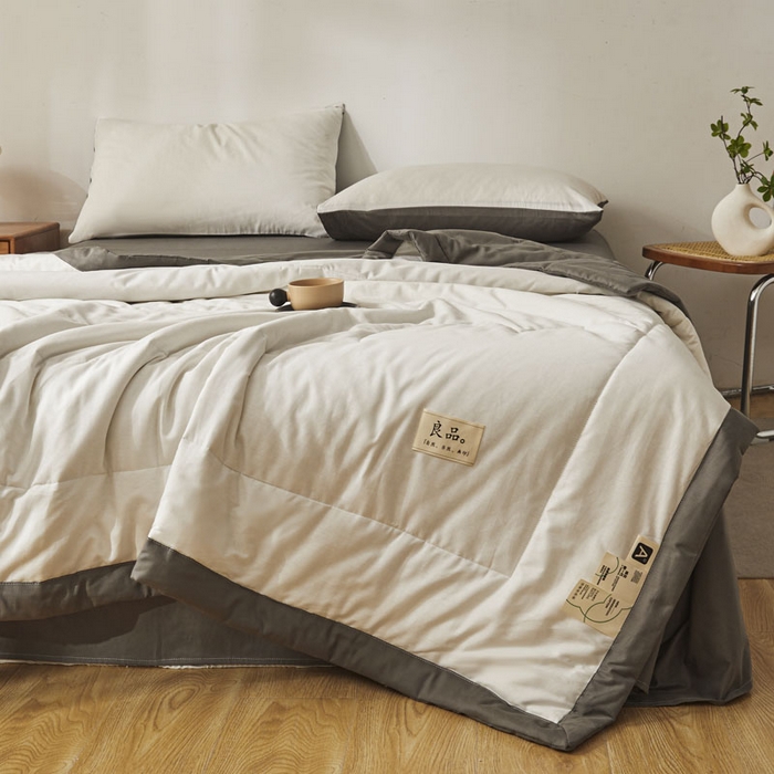 91家纺网 家纺一手货源 找家纺 熙宴家纺 2025新款纯色里外全棉夏被四件套 皓月白+高级灰