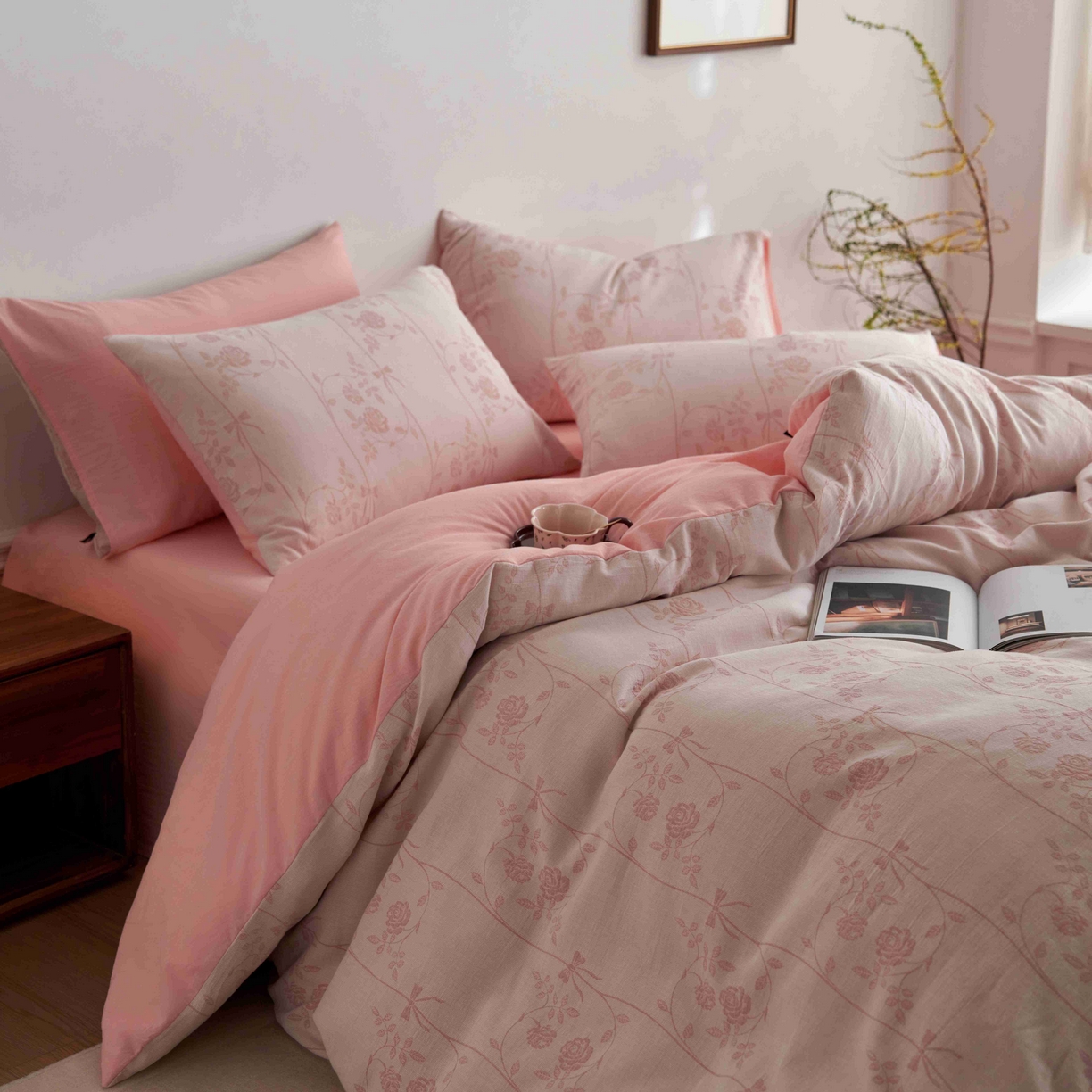 91家纺网 家纺一手货源 找家纺 安莱生活 2025新款60s双层纱色织大提花枝上玫瑰四件套系列 枝上玫瑰-嫩粉