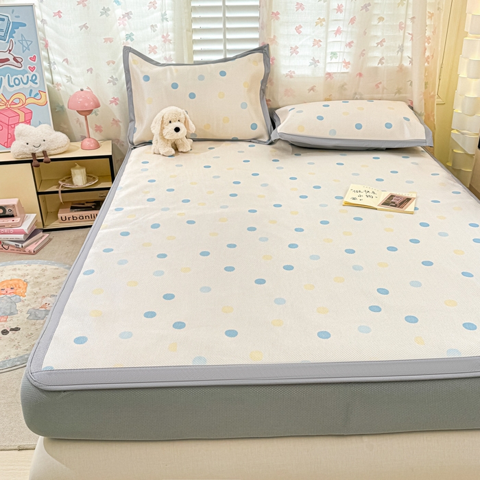 91家纺网 家纺一手货源 找家纺 2025新款小清新数码印花床笠款冰藤席 床笠彩物语