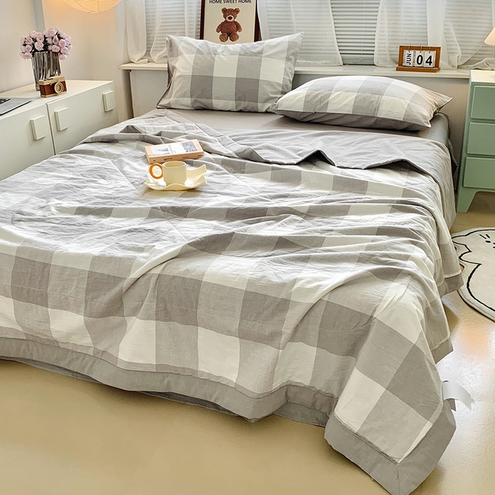 91家纺网 家纺一手货源 找家纺 水洗的故事 2025新款全棉色织水洗棉棉花夏被被子被芯 椰灰大格