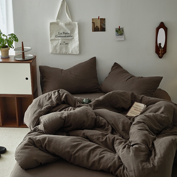 91家纺网 家纺一手货源 找家纺 水洗的故事 2025新款全棉A类皱皱纱纯色混搭四件套 巧棕