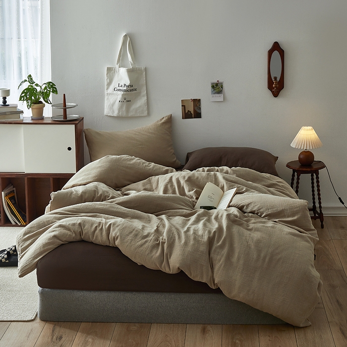 91家纺网 家纺一手货源 找家纺 水洗的故事 2025新款全棉A类皱皱纱纯色混搭四件套 拿铁