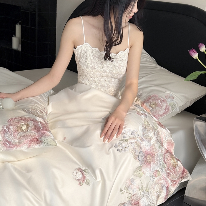 91家纺网 家纺一手货源 找家纺 鹿班家居 2025春夏款100S长绒棉精密刺绣-甜郁季风【标准会员-20元】 甜郁季风-白色