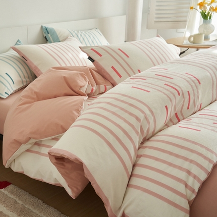 91家纺网 家纺一手货源 找家纺 （总）2025新款纯棉水洗棉三层提花简爱四件套