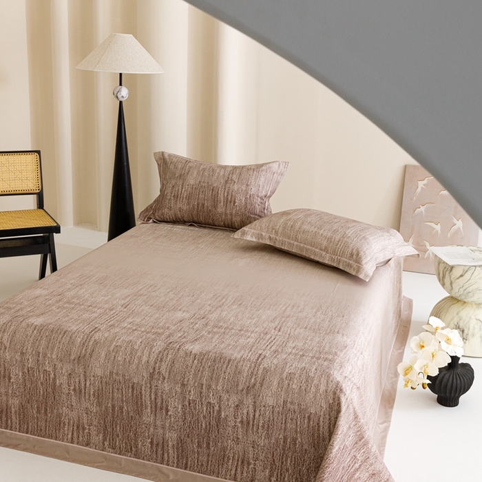 91家纺网 家纺一手货源 找家纺 舒慕 2025新款天丝竹纤维凉席三件套 洛卡-咖