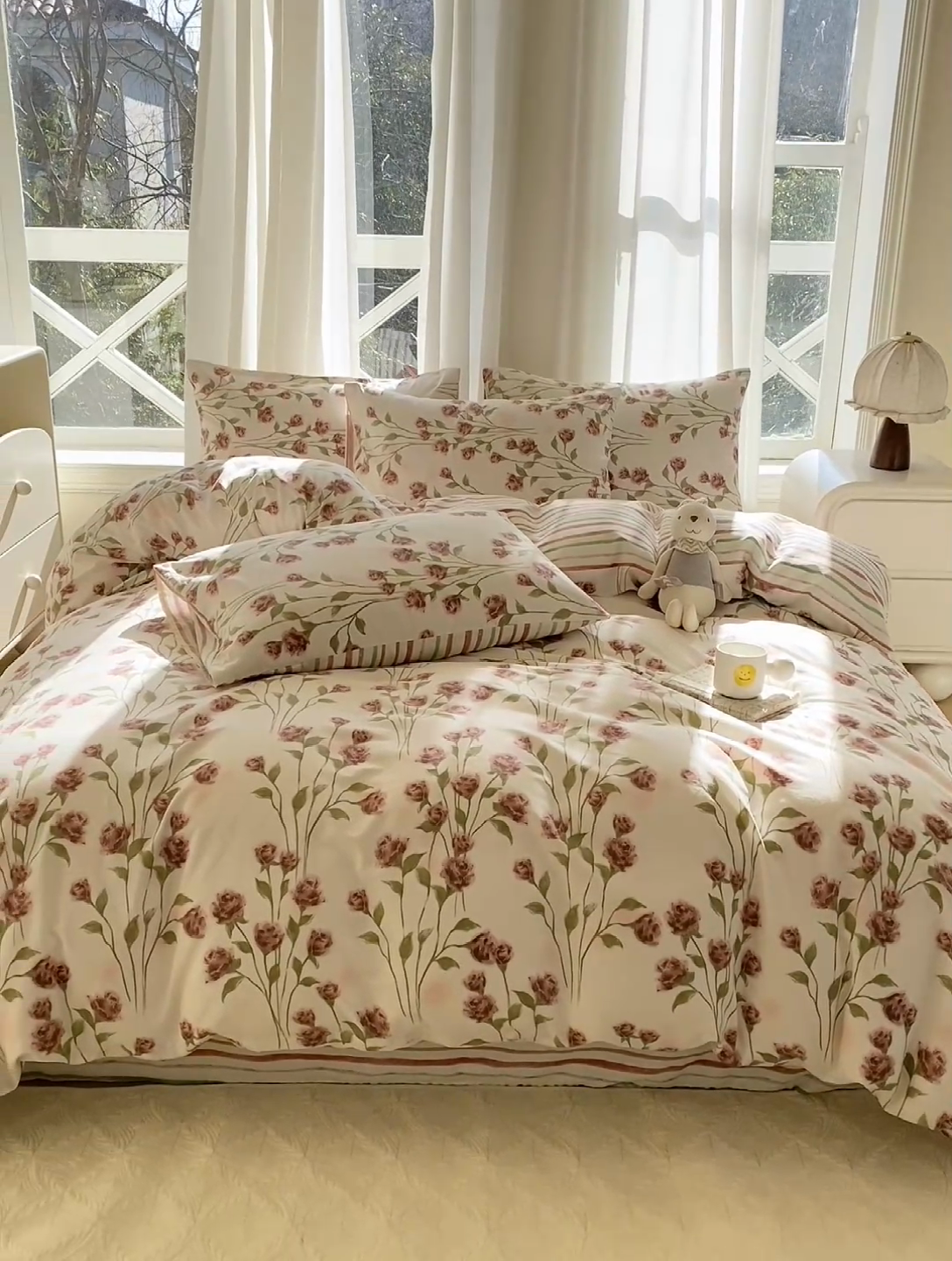 91家纺网 家纺一手货源 找家纺 宜家坊 2025早春新品全棉纯棉喷气13070小清新印花纯棉四件套-风格二 邂逅