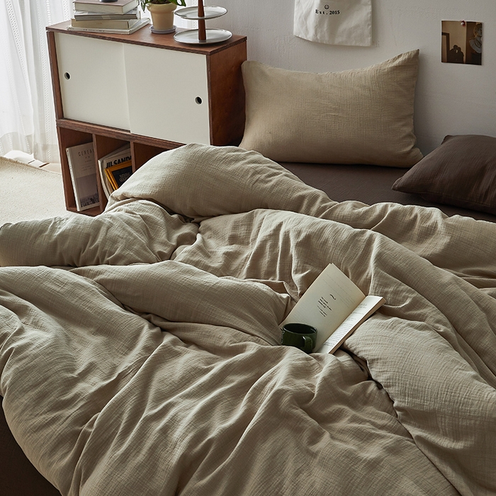 91家纺网 家纺一手货源 找家纺 水洗的故事 2025新款全棉A类皱皱纱纯色混搭四件套 拿铁