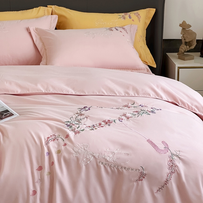 91家纺网 家纺一手货源 找家纺 梵克保罗 2025新款直播热卖长绒棉刺绣花边四件套-莉薇系列 莉薇-玫瑰粉