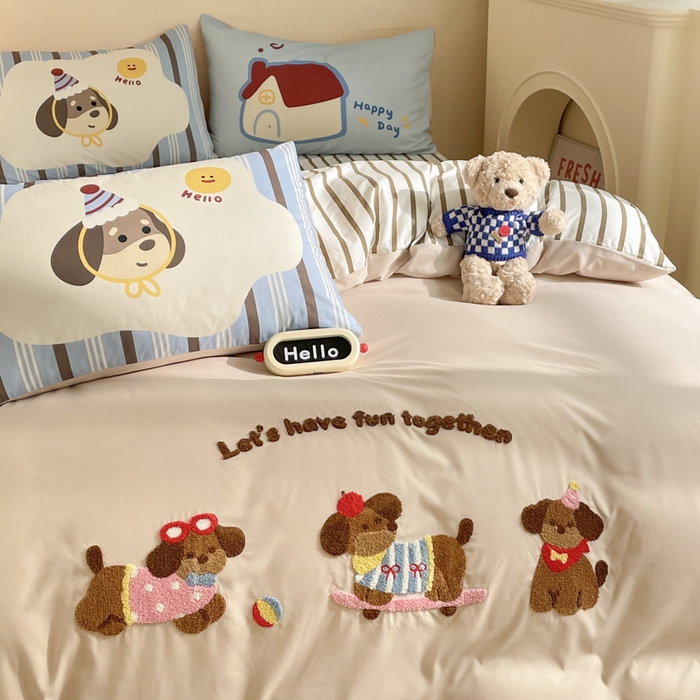 91家纺网 家纺一手货源 找家纺 沐慕 2025新款大版印加绣款四件套 腊肠狗