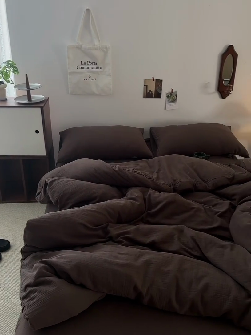 91家纺网 家纺一手货源 找家纺 水洗的故事 2025新款全棉A类皱皱纱纯色混搭四件套 巧棕