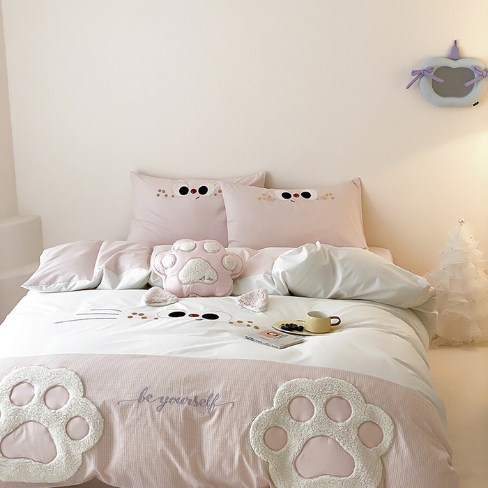 91家纺网 家纺一手货源 找家纺 （总）星野 2025春夏新品全棉贴布绣立体耳朵卡通四件套-喵小爪