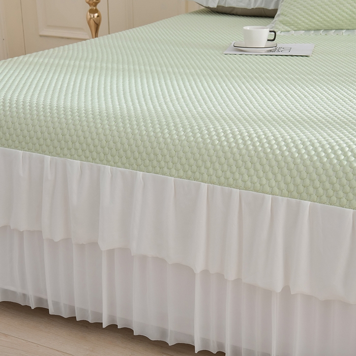 91家纺网 家纺一手货源 找家纺 赛丽雅 2025爆款A类凉感豆豆凉席三件套床裙款冰丝软席子床笠款凉席 水绿