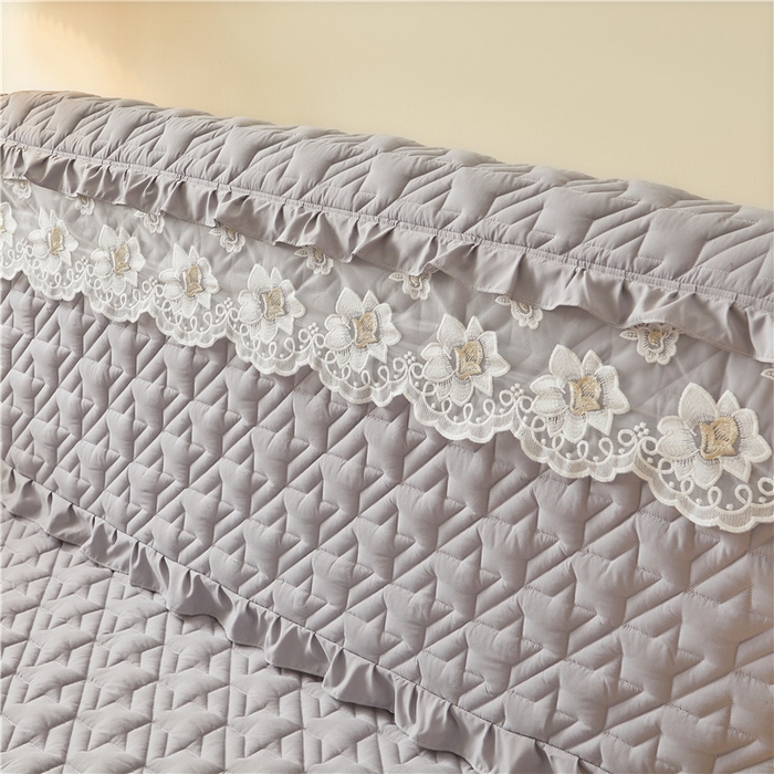 91家纺网 家纺一手货源 找家纺 十个点家纺 2025新款千鸟格磨毛绗缝夹棉纯色花边床头罩 经典浅灰