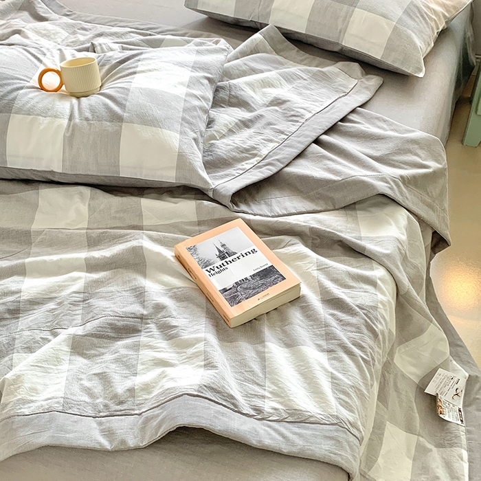 91家纺网 家纺一手货源 找家纺 水洗的故事 2025新款全棉色织水洗棉棉花夏被被子被芯 椰灰大格