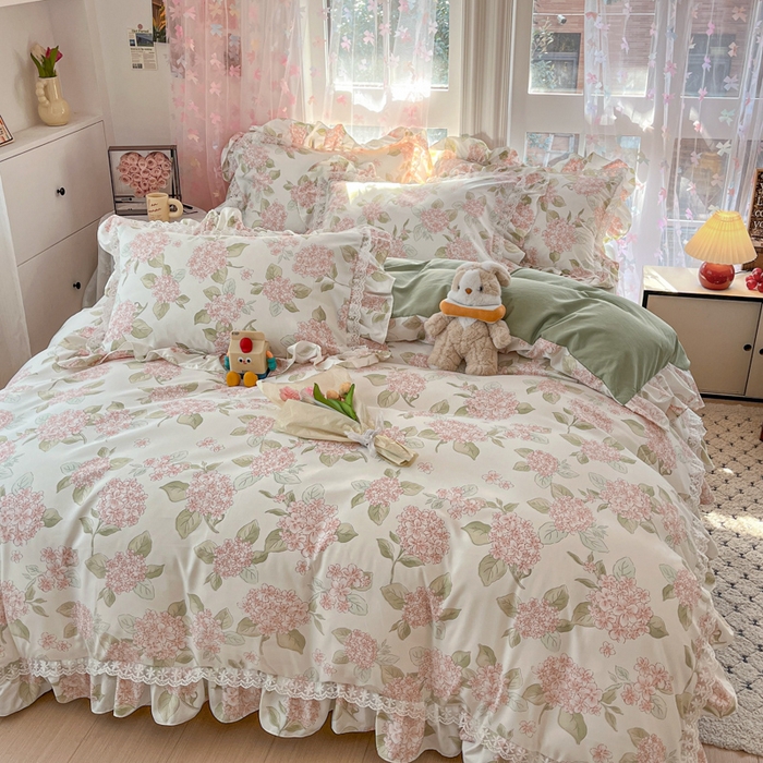 91家纺网 家纺一手货源 找家纺 喜梦缘家纺 2025公主风云柔棉工艺款四件套 粉樱轻舞