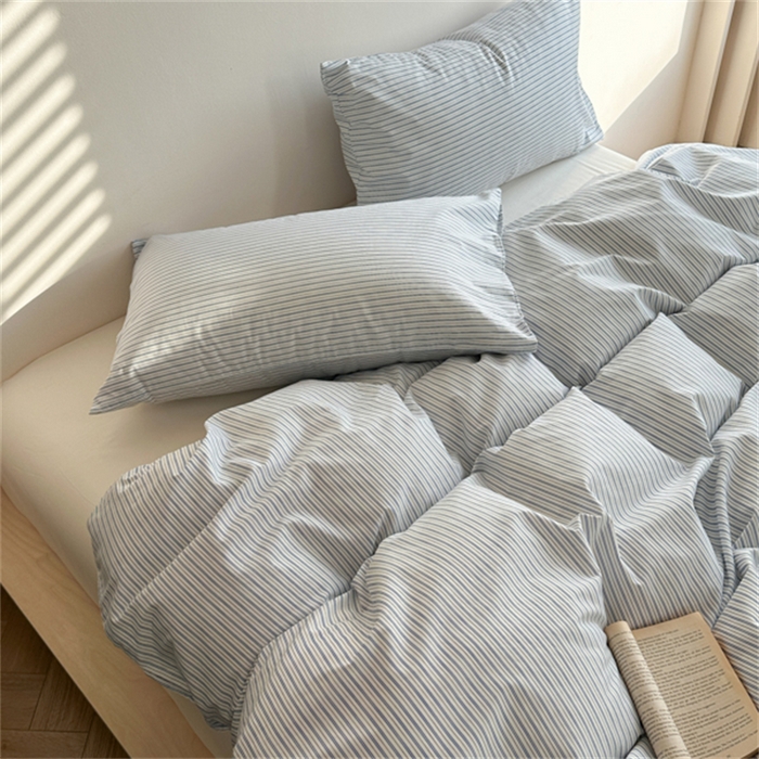 91家纺网 家纺一手货源 找家纺 金丝鸟家纺 2025新款全棉斜纹印花条纹系列四件套及单品 清澈