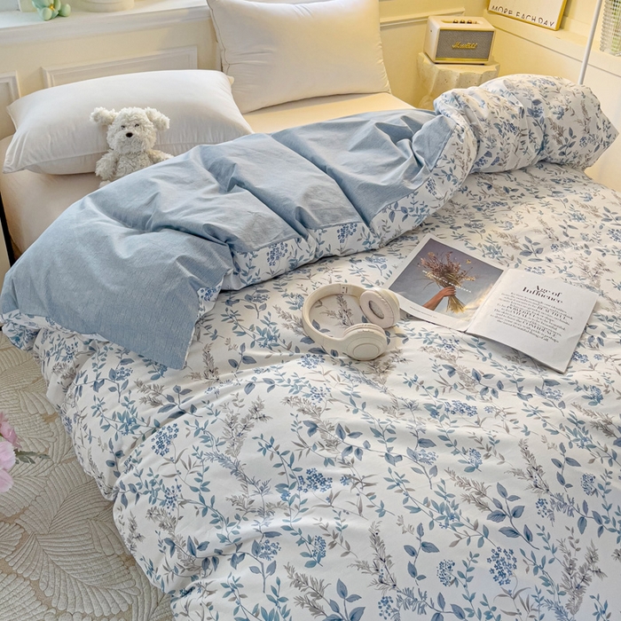 91家纺网 家纺一手货源 找家纺 大柏树 2025新款全棉13376印花四件套系列（可定制）-单被套青野花梦-蓝