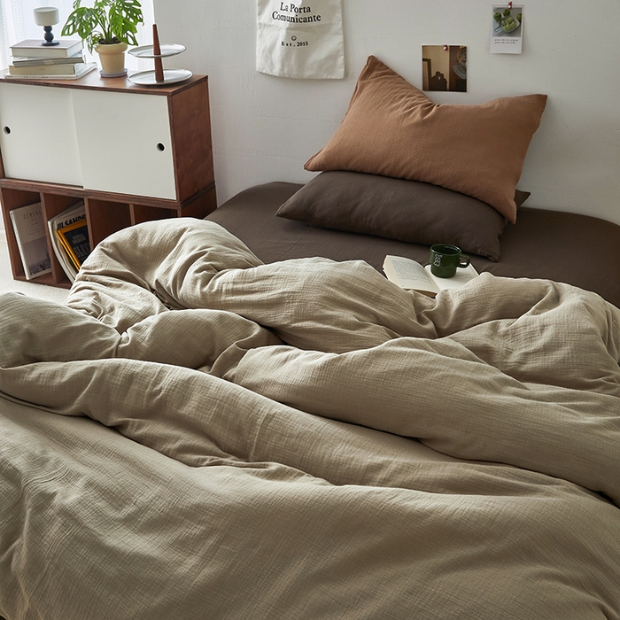 91家纺网 家纺一手货源 找家纺 水洗的故事 2025新款全棉A类皱皱纱纯色混搭四件套 燕麦