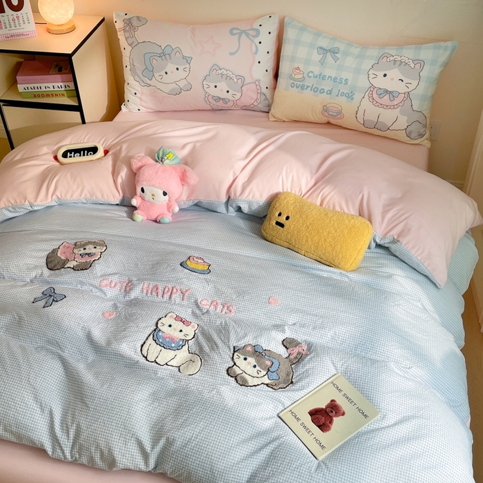 91家纺网 家纺一手货源 找家纺 沐慕 2025新款大版印加绣款四件套 猫咪日记