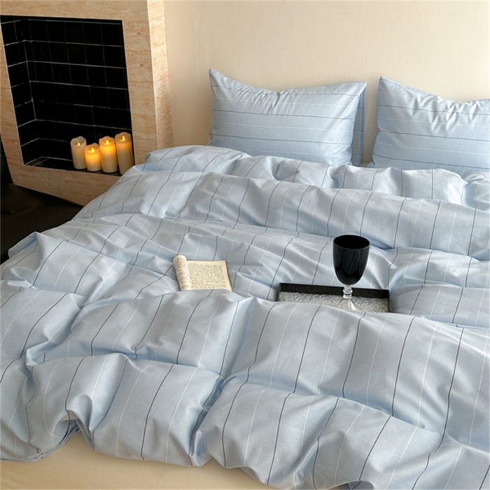 91家纺网 家纺一手货源 找家纺 金丝鸟家纺 2025新款全棉斜纹印花条纹系列四件套及单品 追忆蓝