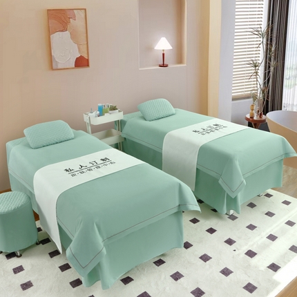 91家纺网 家纺一手货源 找家纺 乐逸2025新品四季压线款床罩 压线孔雀蓝