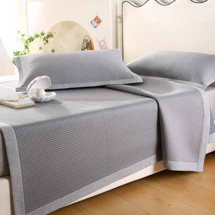 91家纺网 家纺一手货源 找家纺 莱轩席业 2025新款A类450g冰豆豆凉席 蝴蝶结灰