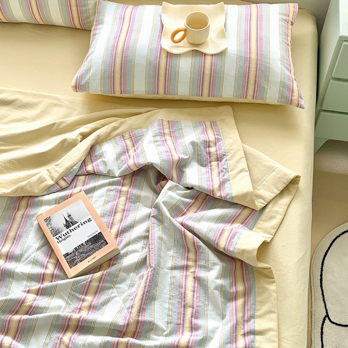 91家纺网 家纺一手货源 找家纺 水洗的故事 2025新款全棉色织水洗棉棉花夏被被子被芯 拾光条