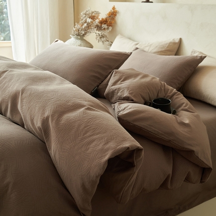 91家纺网 家纺一手货源 找家纺 （总）2025新款纯棉水洗棉三层线球纹提花四件套