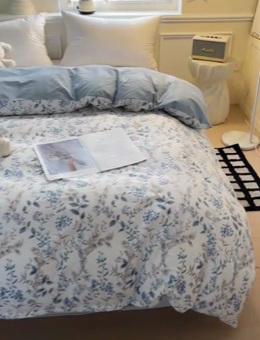 91家纺网 家纺一手货源 找家纺 大柏树 2025新款全棉13376印花四件套系列（可定制）-单被套青野花梦-蓝