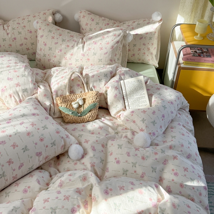 91家纺网 家纺一手货源 找家纺 金爱家 2025新款亲肤舒适纯棉双层纱四件套 双层纱-梦幻玫瑰蝴蝶